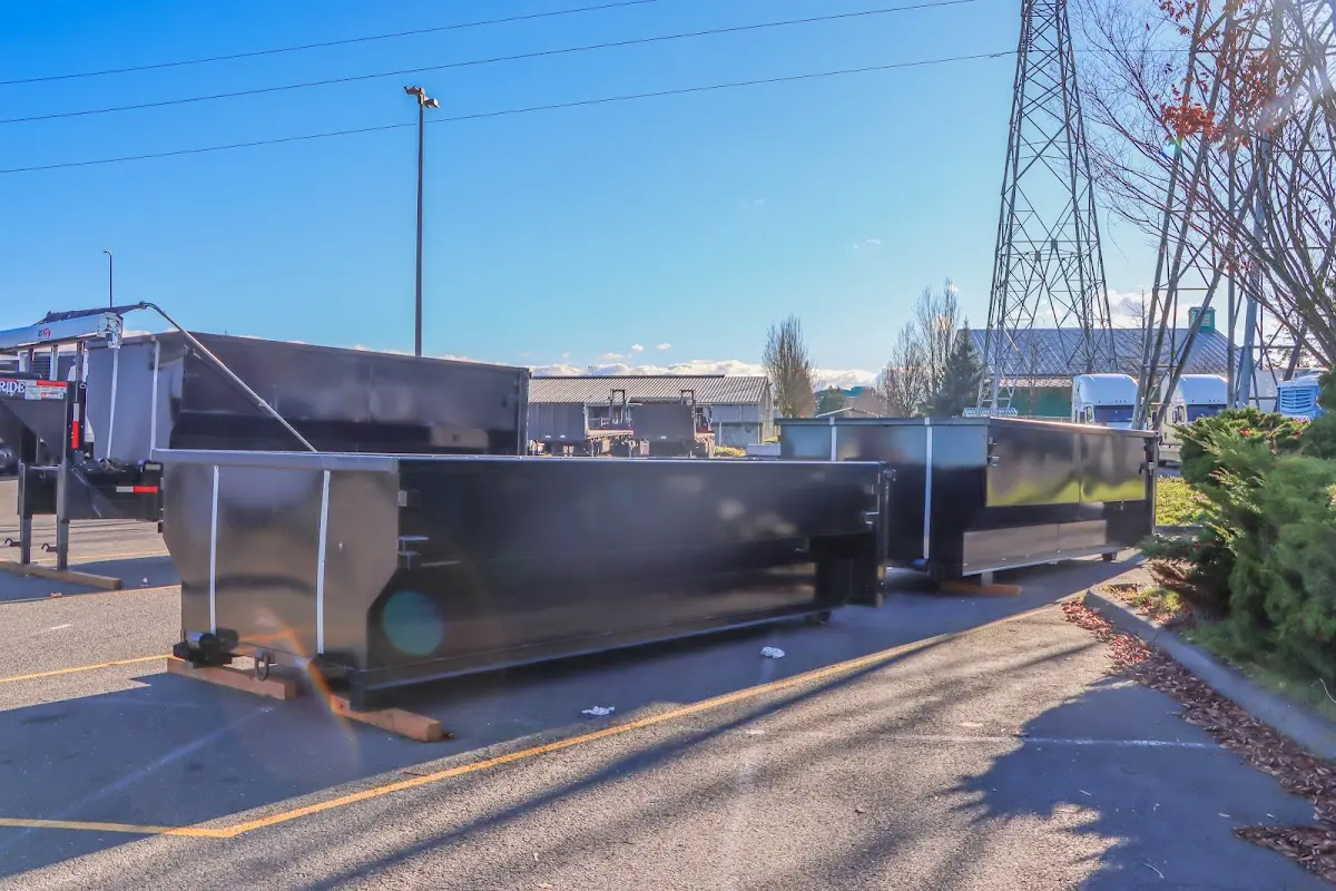 Professional dumpster rental and junk removal service in Van Buren